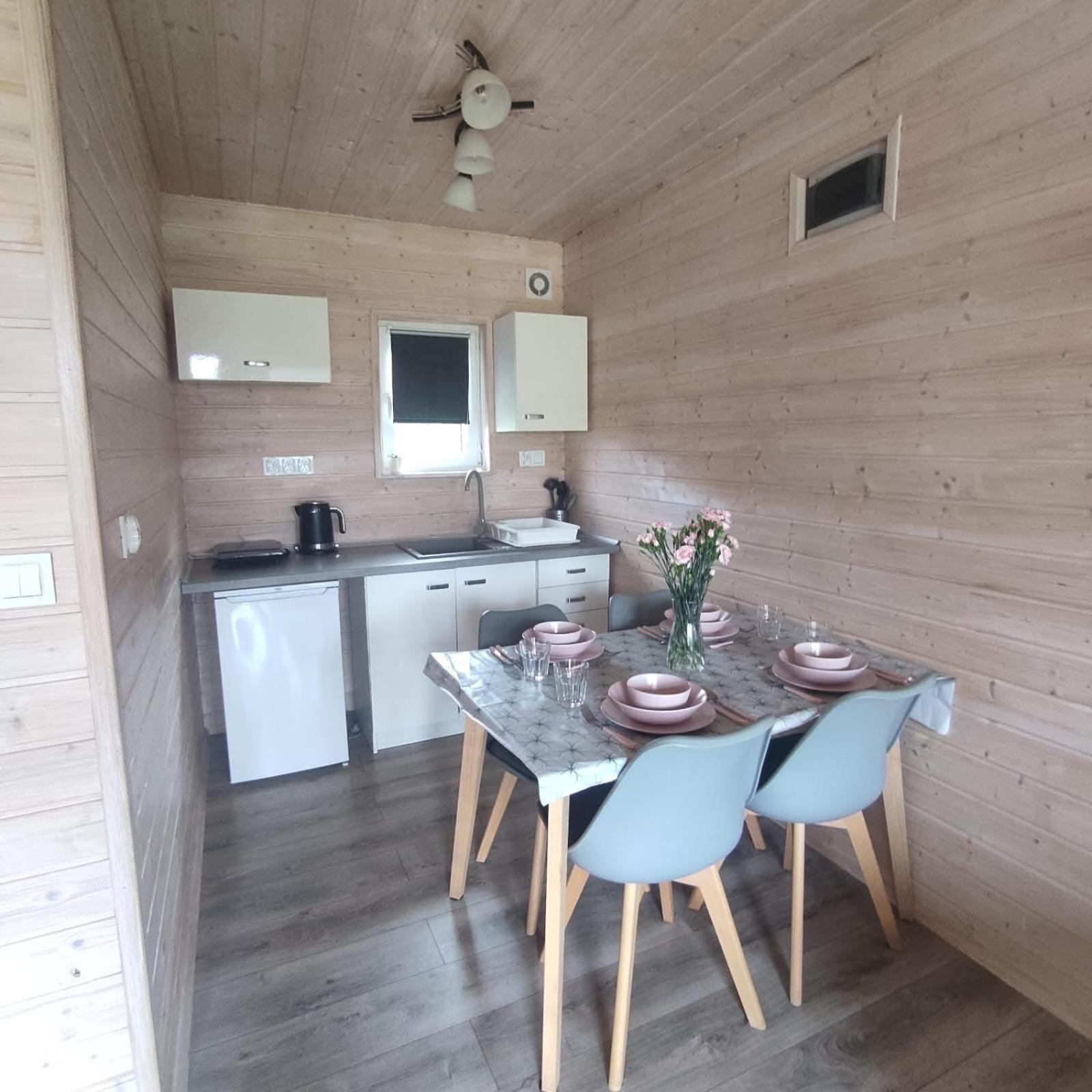 Apartamenty Cztery Siostry Zastan Exterior photo